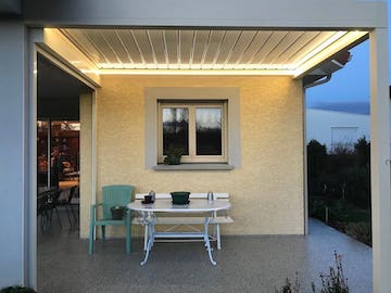 PERGOLA LAMES ORIENTABLE LEDS